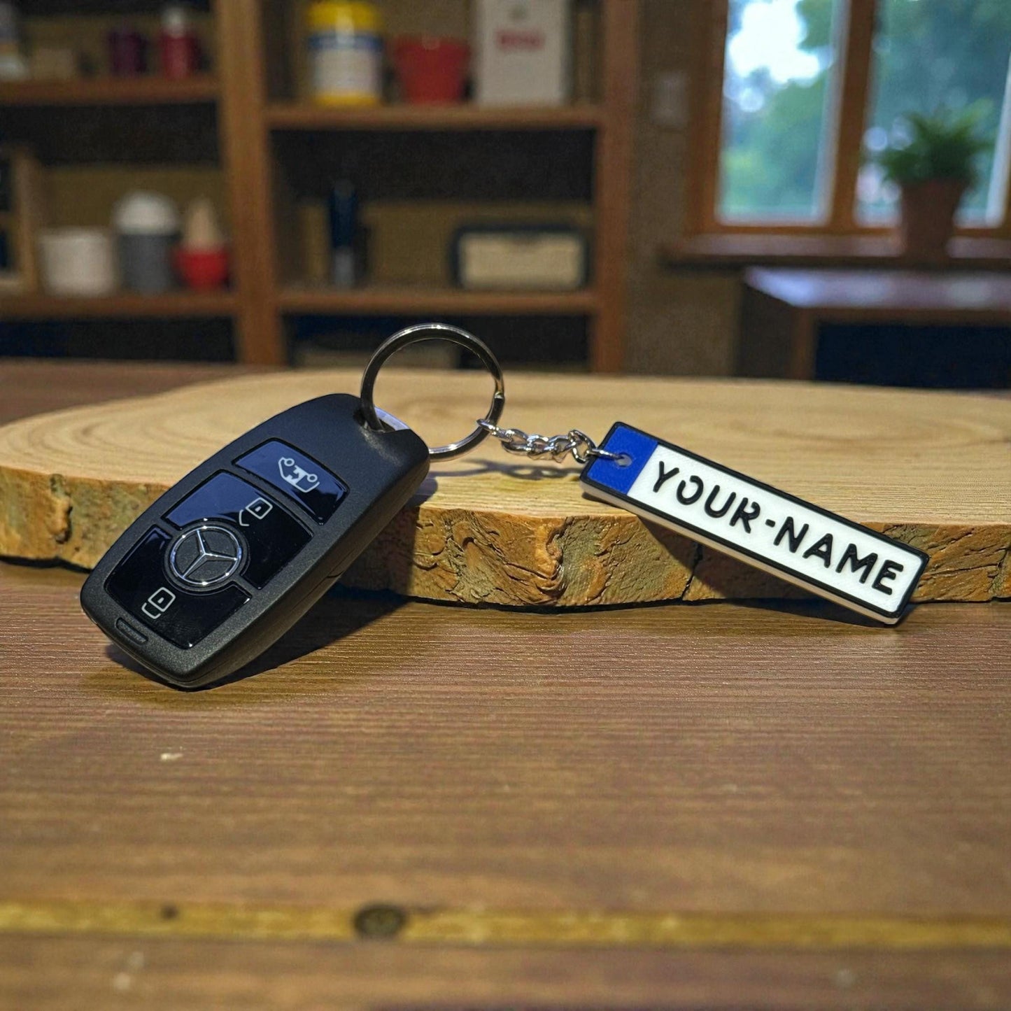 Gepersonaliseerde mini kentekenplaat sleutelhanger – EU-stijl